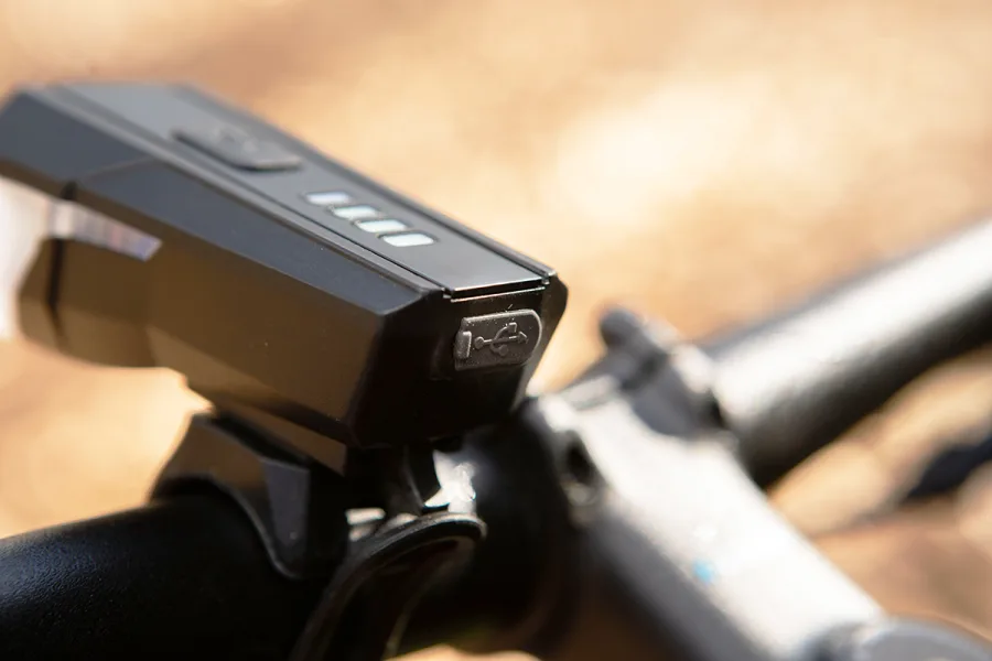 Koplamp USB High Power Max 70 Lux — foto 4